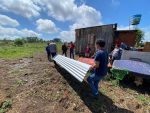 Entrega de víveres y chapas Zinc a los afectados